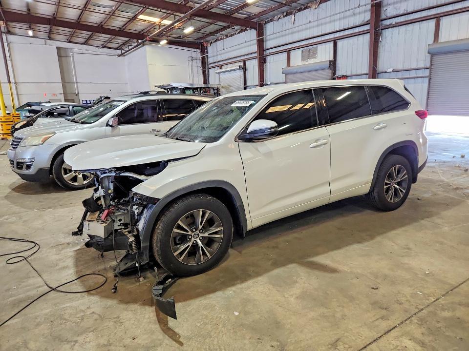 2017 Toyota VIN 5TDZZRFH1HS189328 COPART salvage auction — FRONT END, Fl - Certificate Of Title, sold $3,700 on 2026-07-20 (photo 1)
