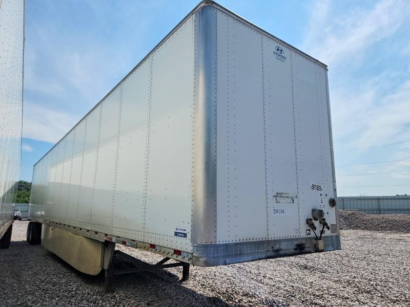 2019 Hytr VIN 3H3V532CXKR456027 COPART salvage auction — MINOR DENT/SCRATCHES, AZ - CERT OF TITLE - SALVAGE, sold $7,700 on 2026-07-30 (photo 1)