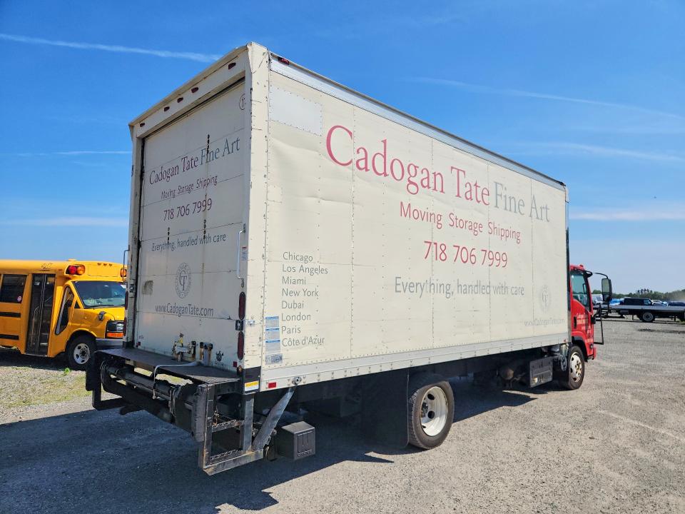 2013 Isuzu Nqr VIN JALE5W162D7900570 COPART salvage auction — MINOR DENT/SCRATCHES, NY - CERTIFICATE OF TITLE, sold $2,500 on 2026-07-29 (photo 3)