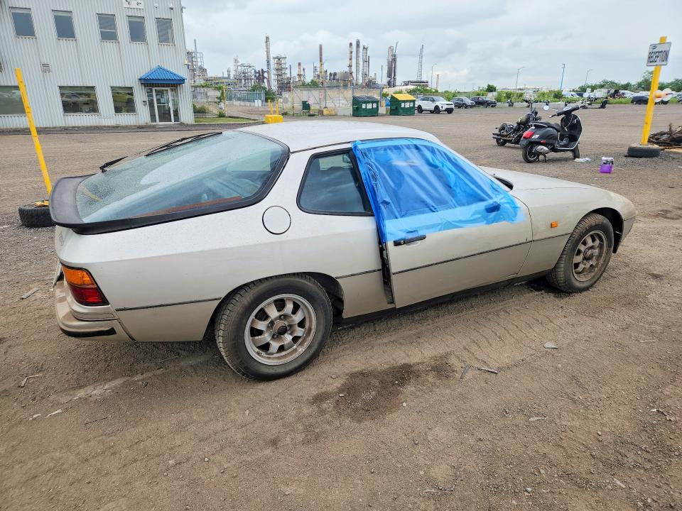 1983 Porsche 924 VIN WP0ZZZ92ZDN400707 COPART salvage auction — WATER/FLOOD, QC - IRRECUPERABLE, sold $300 on 2026-08-25 (photo 3)