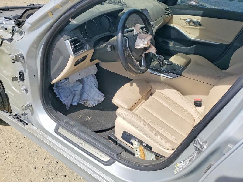 2019 BMW 3er VIN WBA5R1C52KAJ98549 COPART salvage auction — FRONT END, Ca - Dis/Dlr/Exp Only Clean Title, sold $3,650 on 2026-07-21 (photo 8)
