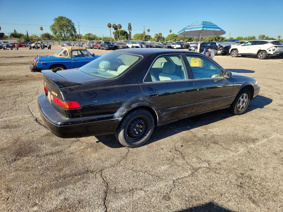 1998 Toyota Camry VIN JT2BG28K2W0152093 COPART salvage auction — SIDE, Ca - Dis/Dlr/Exp App For Dup Clean, sold $525 on 2026-07-24 (photo 3)