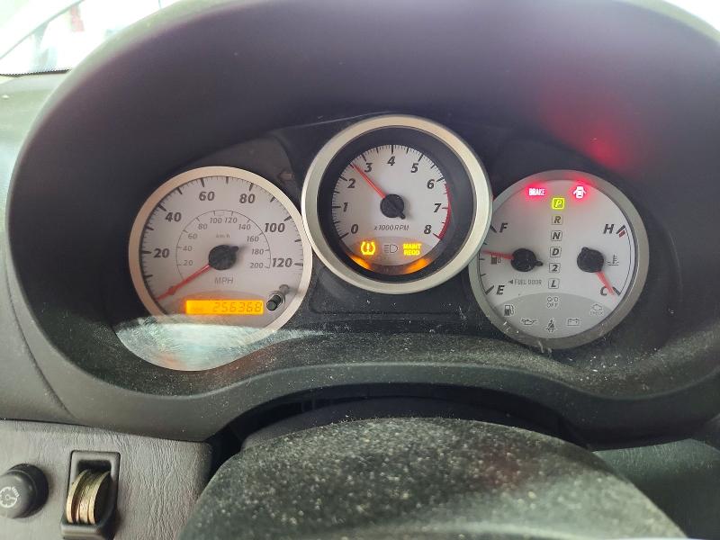 2004 Toyota Rav4 VIN JTEGD20VX40027914 COPART salvage auction — HAIL, MN - NON PUBLIC CLEAN TITLE, sold $900 on 2026-07-23 (photo 9)