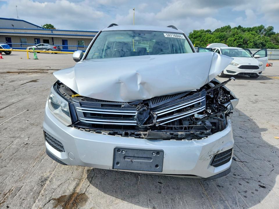 2017 Volkswagen VIN WVGAV7AX9HK027381 COPART salvage auction — FRONT END, TN - SALVAGE CERTIFICATE, sold $1,250 on 2026-08-10 (photo 5)
