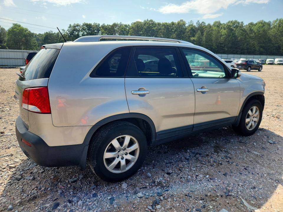 2013 Kia Sorento VIN 5XYKT4A61DG366320 COPART salvage auction — FRONT END, Va - Certificate Of Title, sold $1,150 on 2026-07-27 (photo 3)