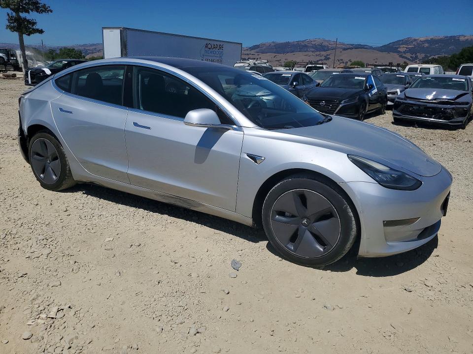2018 Tesla Model 3 VIN 5YJ3E1EA6JF078498 COPART salvage auction — REAR END, Ca - Salvage Certificate, sold $4,400 on 2026-07-28 (photo 4)