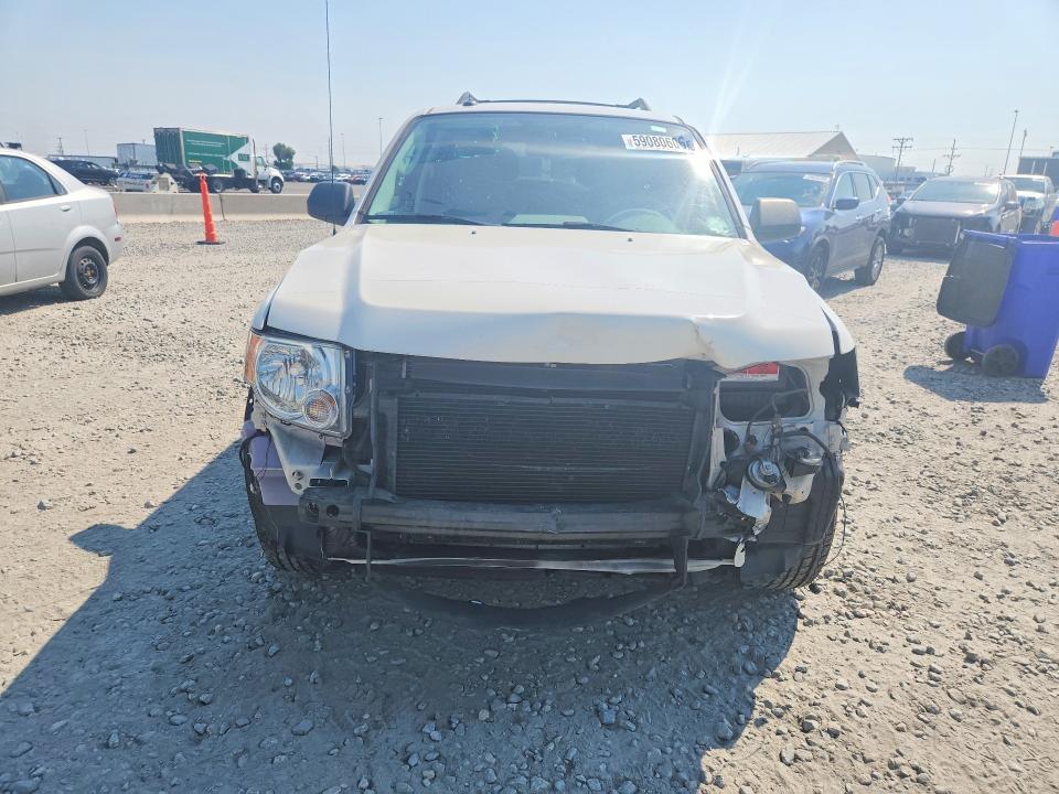 2011 Ford Escape hybrid VIN 1FMCU5K3XBKC17676 COPART salvage auction — FRONT END, CO - SALVAGE TITLE (P), sold $325 on 2026-07-09 (photo 5)