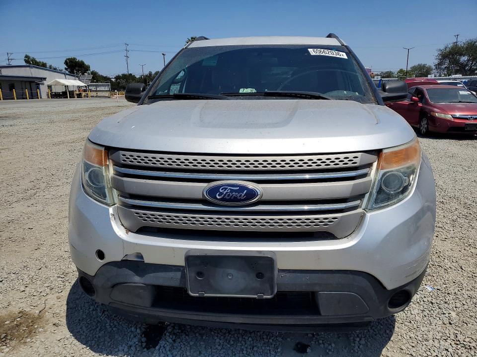 2014 Ford Explorer VIN 1FM5K7B87EGB82348 COPART salvage auction — MINOR DENT/SCRATCHES, Ca - Dis/Dlr/Exp Only Clean Title, sold $1,050 on 2026-07-31 (photo 5)