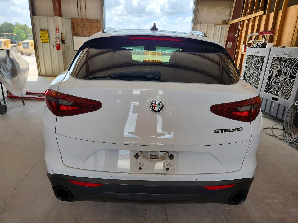 2019 Alfa romeo Stelvio VIN ZASPAJAN7K7C41809 COPART salvage auction — FRONT END, Tx - Salvage Vehicle Title, sold $1,650 on 2026-08-28 (photo 6)