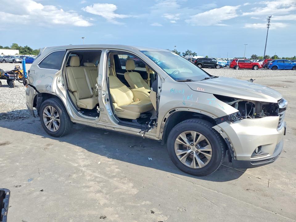 2015 Toyota Highlander VIN 5TDJKRFH8FS112213 COPART salvage auction — SIDE, FL - CERT OF TITLE SLVG REBUILDABLE, sold $275 on 2026-07-27 (photo 4)