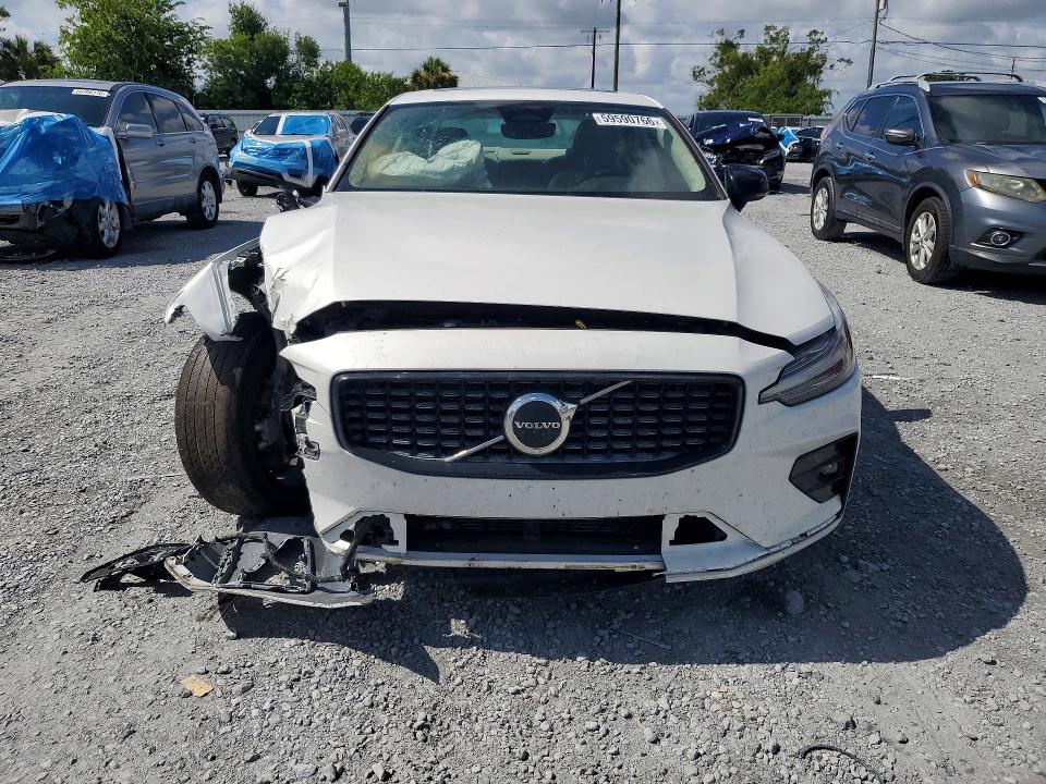 2025 Volvo S60 VIN 7JRL12FJ5SG369129 COPART salvage auction — FRONT END, Fl - Certificate Of Title, sold $10,500 on 2026-07-27 (photo 5)