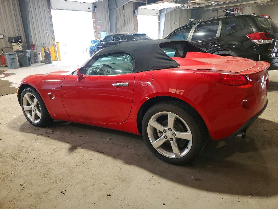 2007 Pontiac Solstice VIN 1G2MG35X07Y131529 COPART salvage auction — MINOR DENT/SCRATCHES, PA - CERT OF TITLE, sold $2,600 on 2026-07-29 (photo 2)
