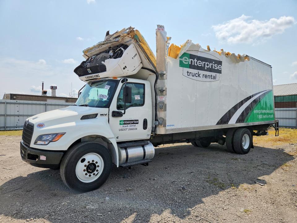 2025 International Mv-series VIN 3HAEUMML6SL166577 COPART salvage auction — ROOF, Il - Junking Cert Of A Vehicle (P), sold $10,000 on 2026-07-30 (photo 1)