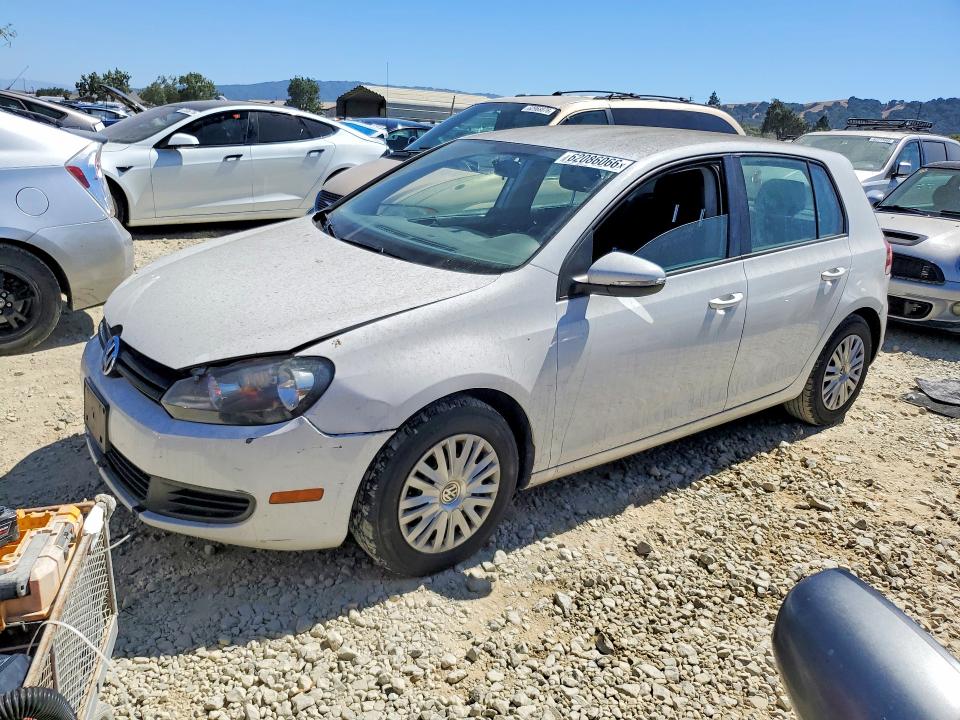 2013 Volkswagen Golf VIN WVWDB7AJ1DW131758 COPART salvage auction — FRONT END, CA - SALVAGE CERTIFICATE, sold $800 on 2026-08-04 (photo 1)