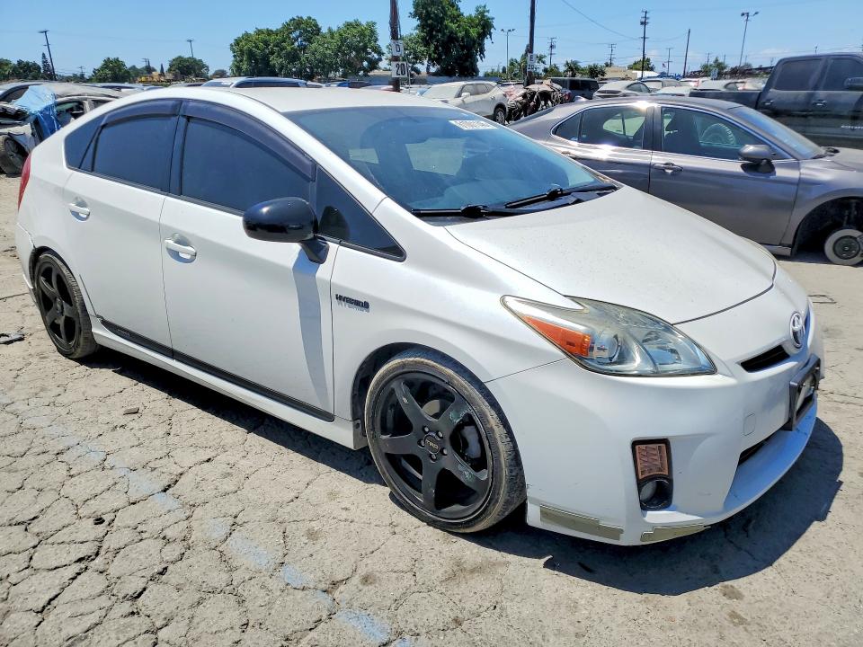 2011 Toyota Prius VIN JTDKN3DUXB5313832 COPART salvage auction — SIDE, CA - SALVAGE CERTIFICATE, sold $1,450 on 2026-07-30 (photo 4)