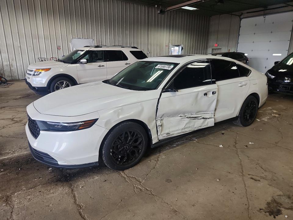 2024 Honda Accord VIN 1HGCY1F37RA037942 COPART salvage auction — SIDE, WI - CERT OF TITLE-CLAIM PAID, sold $9,400 on 2026-07-27 (photo 1)