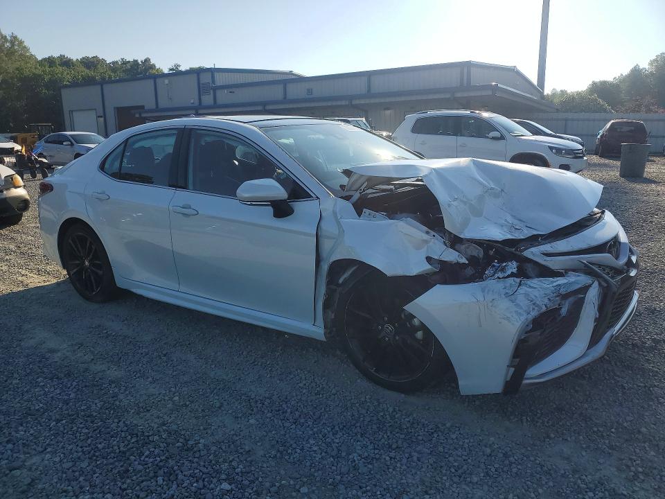 2021 Toyota Camry VIN 4T1K61AK7MU610744 COPART salvage auction — FRONT END, Nc - Salvage Certificate Of Title, sold $9,700 on 2026-08-09 (photo 4)