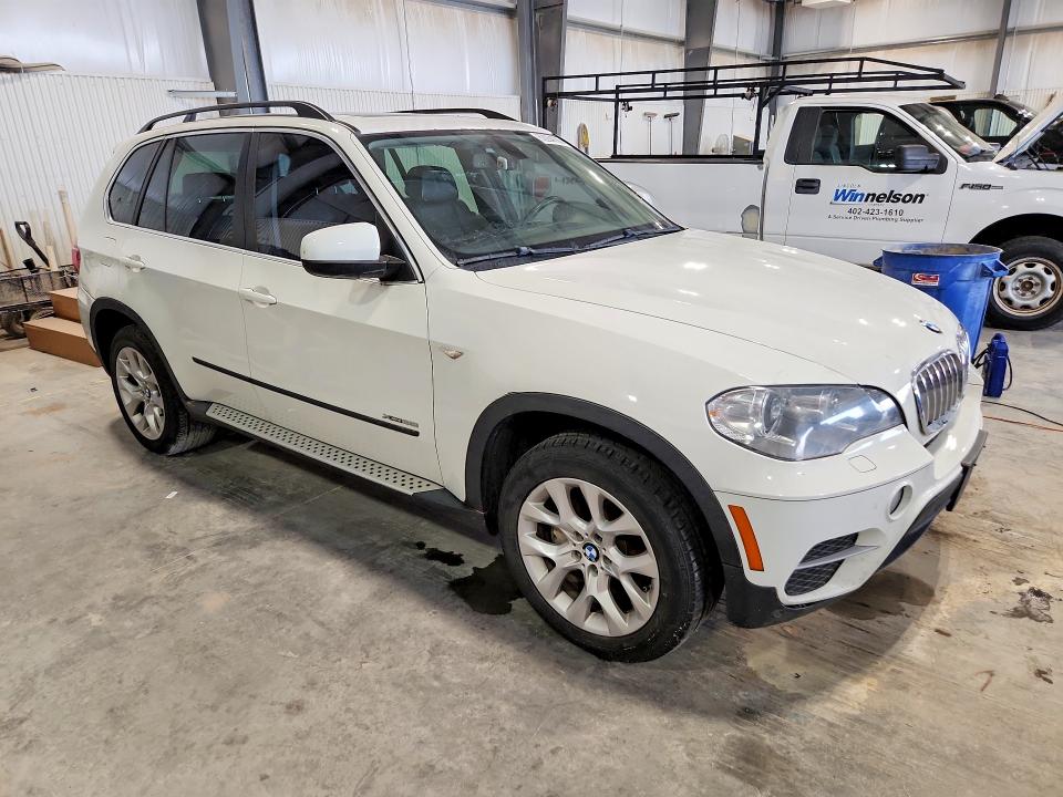 2013 BMW X5 VIN 5UXZV4C52D0G51905 COPART salvage auction — FRONT END, Ne - Certificate Of Title, sold $225 on 2026-07-28 (photo 4)