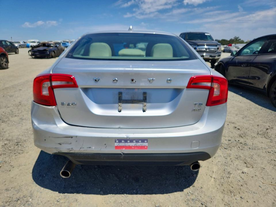 2012 Volvo S60 VIN YV1622FS0C2120747 COPART salvage auction — REAR END, CA - SALVAGE CERTIFICATE, sold $625 on 2026-08-11 (photo 6)