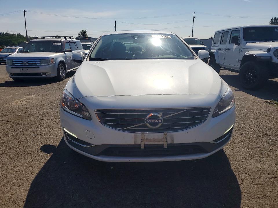 2016 Volvo VIN LYV402FK3GB109264 COPART salvage auction — NORMAL WEAR, Or - Certificate Of Title, sold $750 on 2026-07-17 (photo 5)