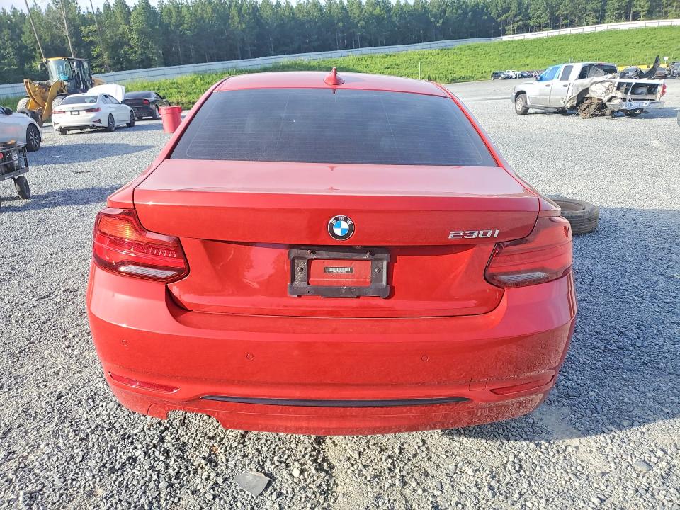 2020 BMW 2er VIN WBA2J1C08L7F74350 COPART salvage auction — SIDE, Nc - Salvage Certificate Of Title, sold $6,900 on 2026-08-13 (photo 6)