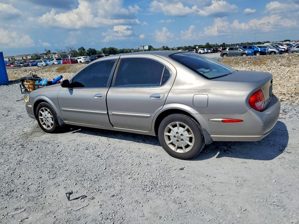 2000 Nissan Maxima VIN JN1CA31D2YT722550 COPART salvage auction — FRONT END, FL - CERT OF TITLE SLVG REBUILDABLE, sold $10 on 2026-07-17 (photo 2)
