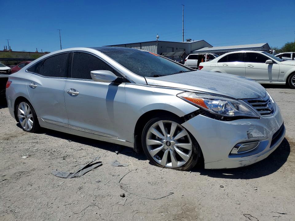 2013 Hyundai Azera VIN KMHFH4JG0DA202273 COPART salvage auction — SIDE, Nv - Salvage Title, sold $575 on 2026-07-28 (photo 4)