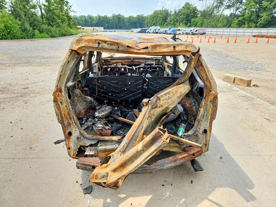 2006 Mercury Mariner VIN 4M2YU56136DJ00271 COPART salvage auction — BURN, WI - JUNKED VEHICLE BILL OF SALE, sold $275 on 2026-07-22 (photo 6)