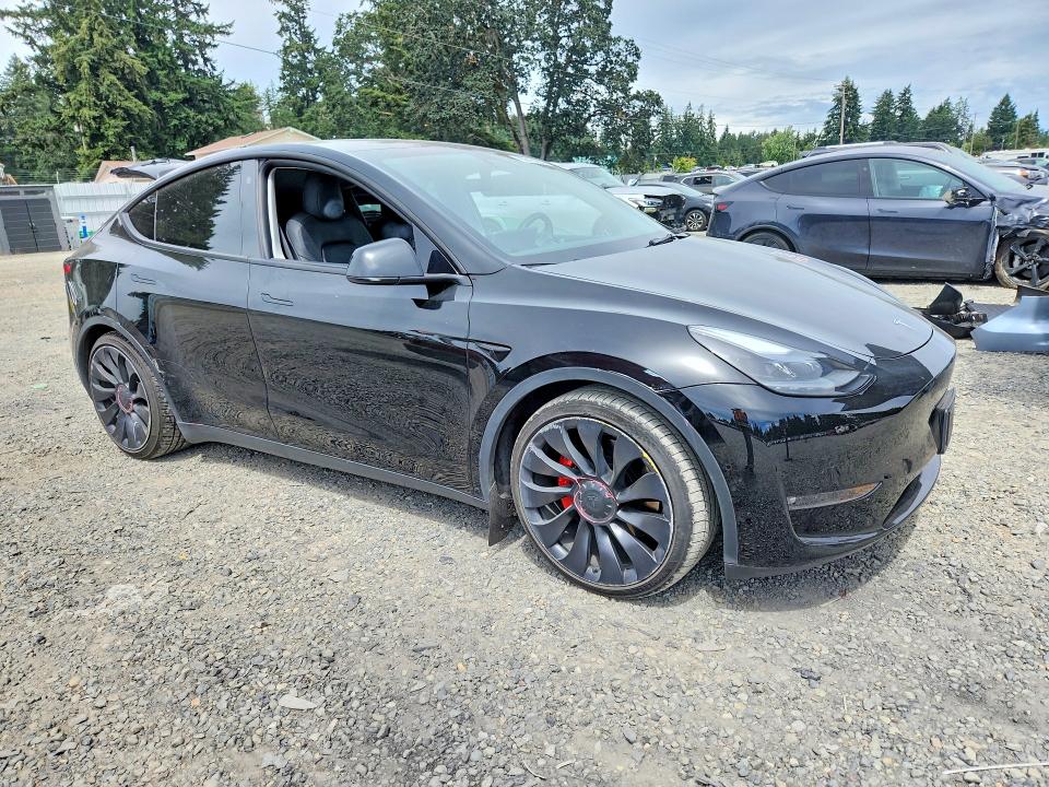 2022 Tesla Model y VIN 7SAYGDEF8NF347476 COPART salvage auction — FRONT END, WA - BILL OF SALE, sold $14,700 on 2026-07-10 (photo 4)