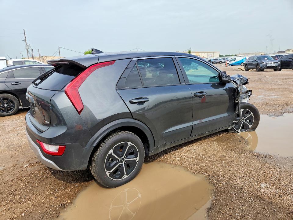 2026 Kia Niro VIN KNDCP3LE9T5362529 COPART salvage auction — FRONT END, TX - CERTIFICATE OF TITLE, sold $3,200 on 2026-07-27 (photo 3)