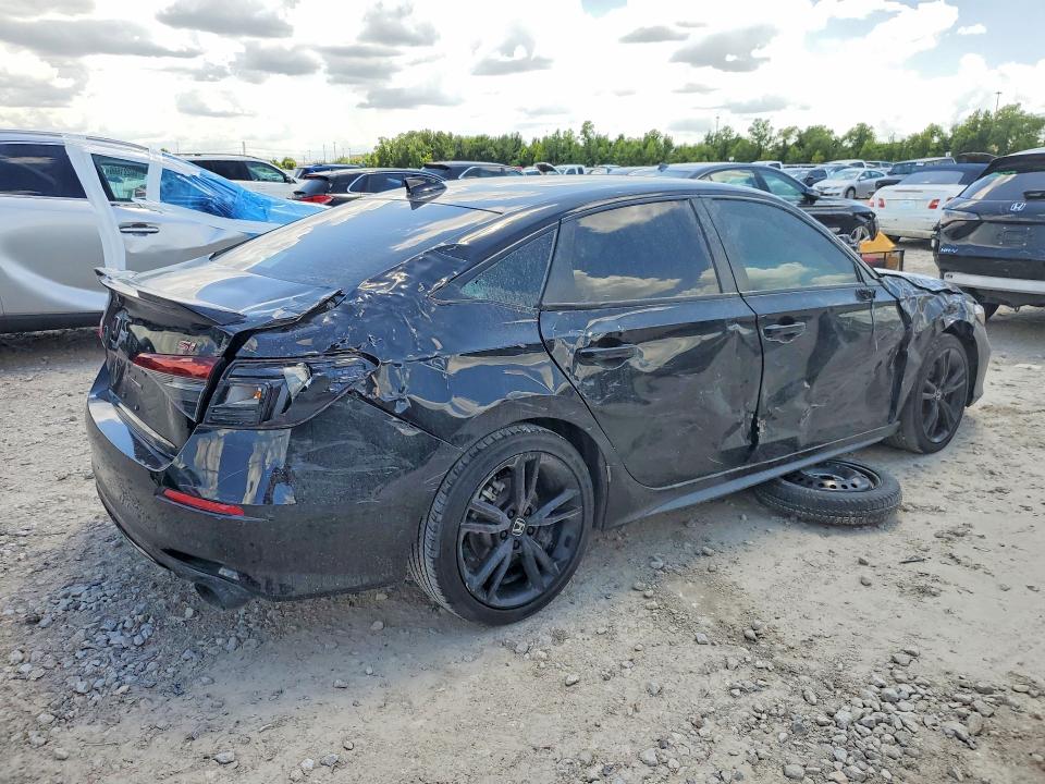 2026 Honda Civic VIN 2HGFE1E59TH471765 COPART salvage auction — WATER/FLOOD, Tx - Salvage Title-Flood Damage, sold $12,100 on 2026-07-28 (photo 3)