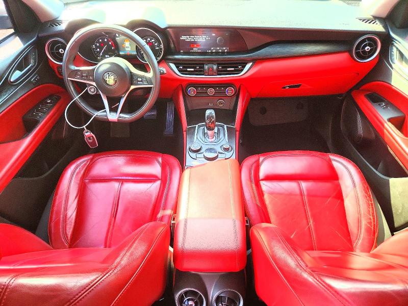 2018 Alfa romeo Stelvio VIN ZASFAKAN3J7B96187 COPART salvage auction — VANDALISM, Az - Cert Of Title - Salvage, sold $5,200 on 2026-07-10 (photo 8)