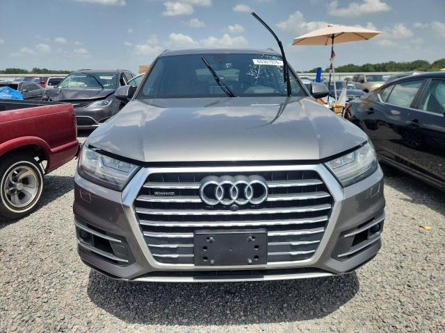 2018 Audi Q7 VIN WA1VAAF72JD023880 COPART salvage auction — NORMAL WEAR, Fl - Certificate Of Title (P), sold $5,400 on 2026-07-31 (photo 5)