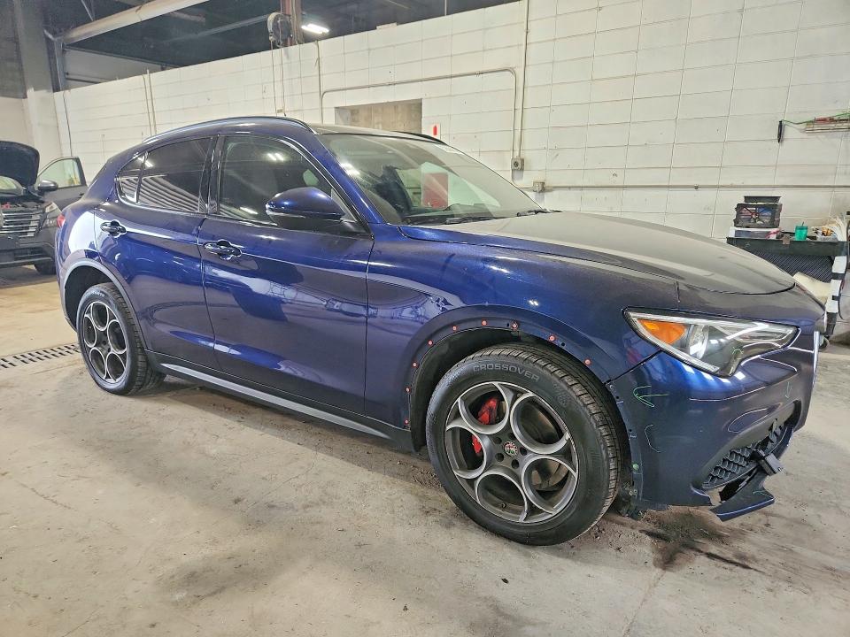 2018 Alfa romeo Stelvio VIN ZASFAKNN7J7B88474 COPART salvage auction — FRONT END, Salvage Title, sold $3,850 on 2026-08-20 (photo 4)