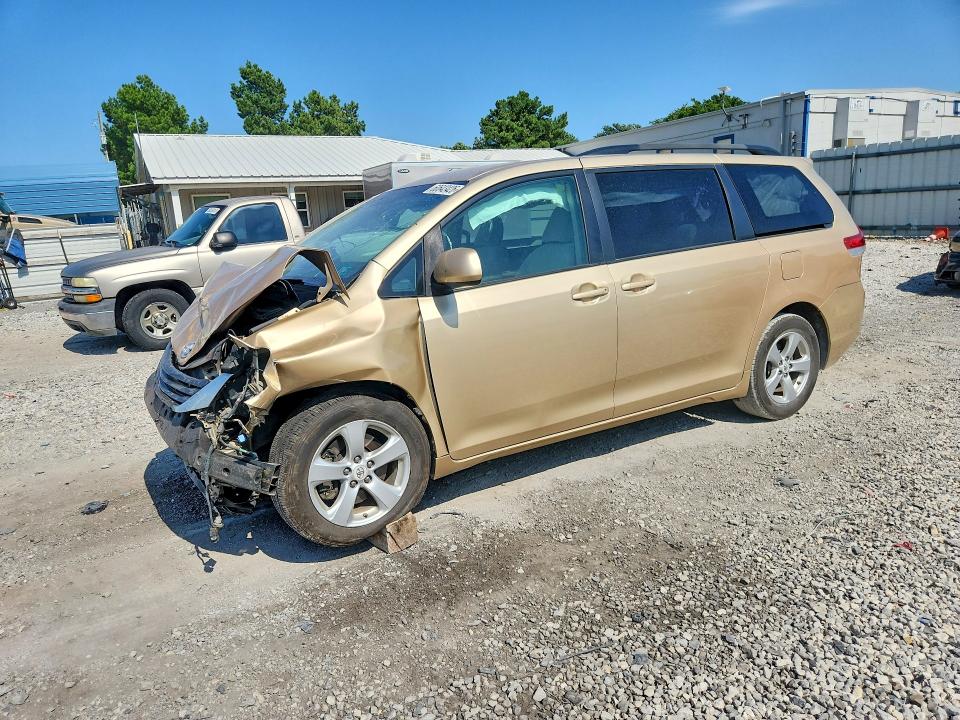 2011 Toyota Sienna VIN 5TDKK3DCXBS125113 COPART salvage auction — FRONT END, Pa - Certificate Of Salvage, sold $900 on 2026-07-29 (photo 1)