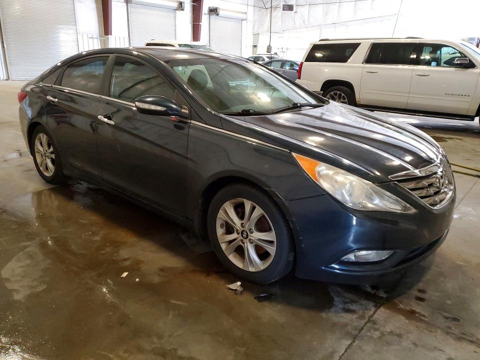 2013 Hyundai Sonata VIN 5NPEC4AC1DH771122 COPART salvage auction — MECHANICAL, MN - CERT OF TITLE-PRIOR SALVAGE, sold $600 on 2026-07-27 (photo 4)