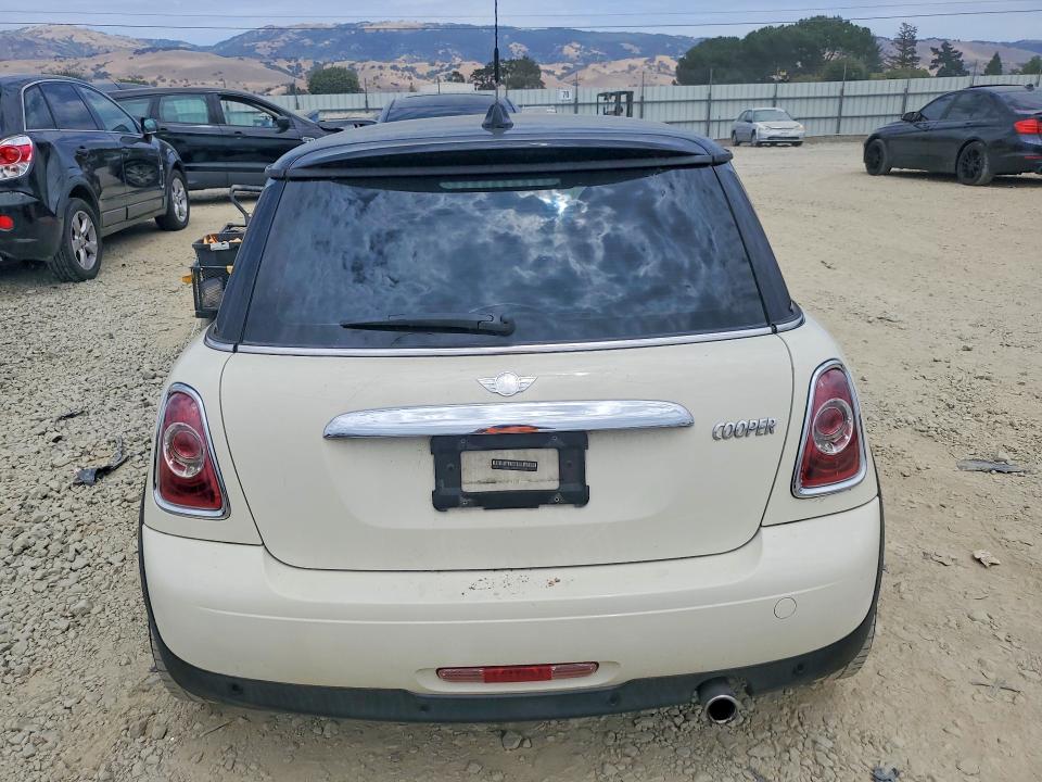 2012 Mini Cooper VIN WMWSU3C55CT539882 COPART salvage auction — VANDALISM, Ca - Salvage Certificate, sold $60 on 2026-07-28 (photo 6)