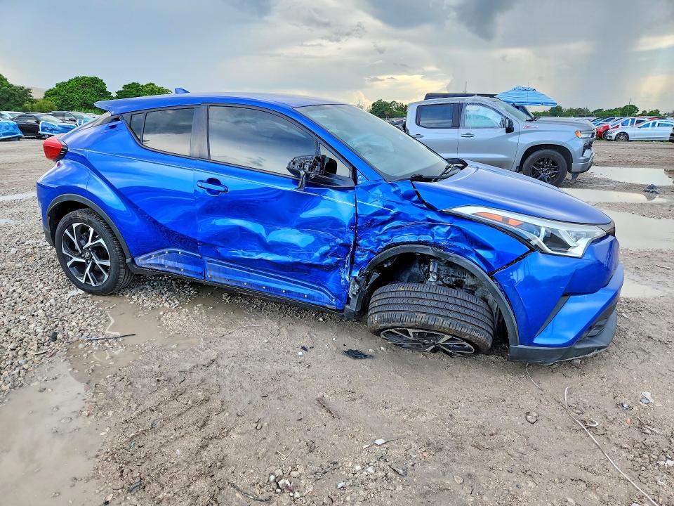 2018 Toyota C-hr VIN NMTKHMBX4JR040808 COPART salvage auction — FRONT END, Fl - Cert Of Title Slvg Rebuildable, sold $1,650 on 2026-07-28 (photo 4)