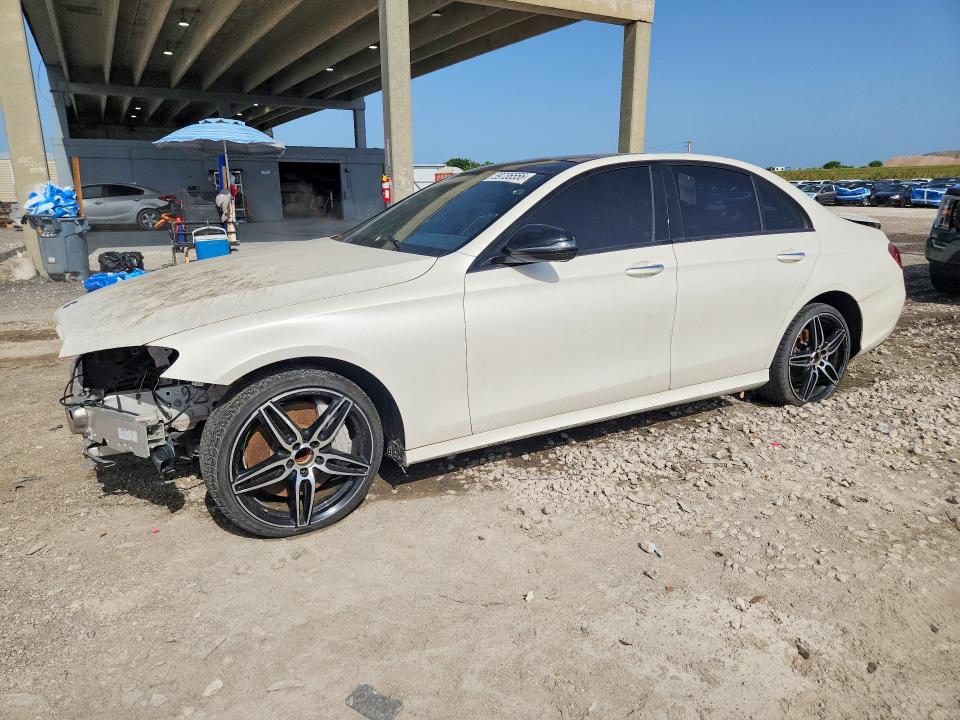 2020 Mercedes-benz E-klasse VIN WDDZF8DB2LA700784 COPART salvage auction — MECHANICAL, Fl - Certificate Of Title (P), sold $4,800 on 2026-07-28 (photo 1)