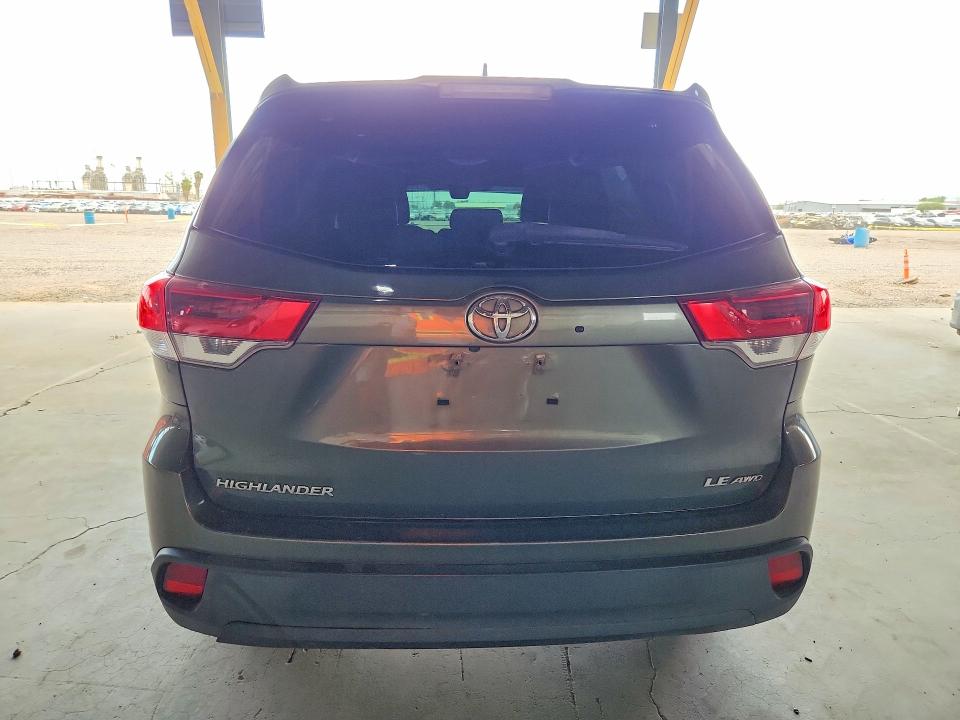 2018 Toyota Highlander VIN 5TDBZRFH1JS838536 COPART salvage auction — FRONT END, Az - Certificate Of Title (P), sold $5,700 on 2026-07-29 (photo 6)