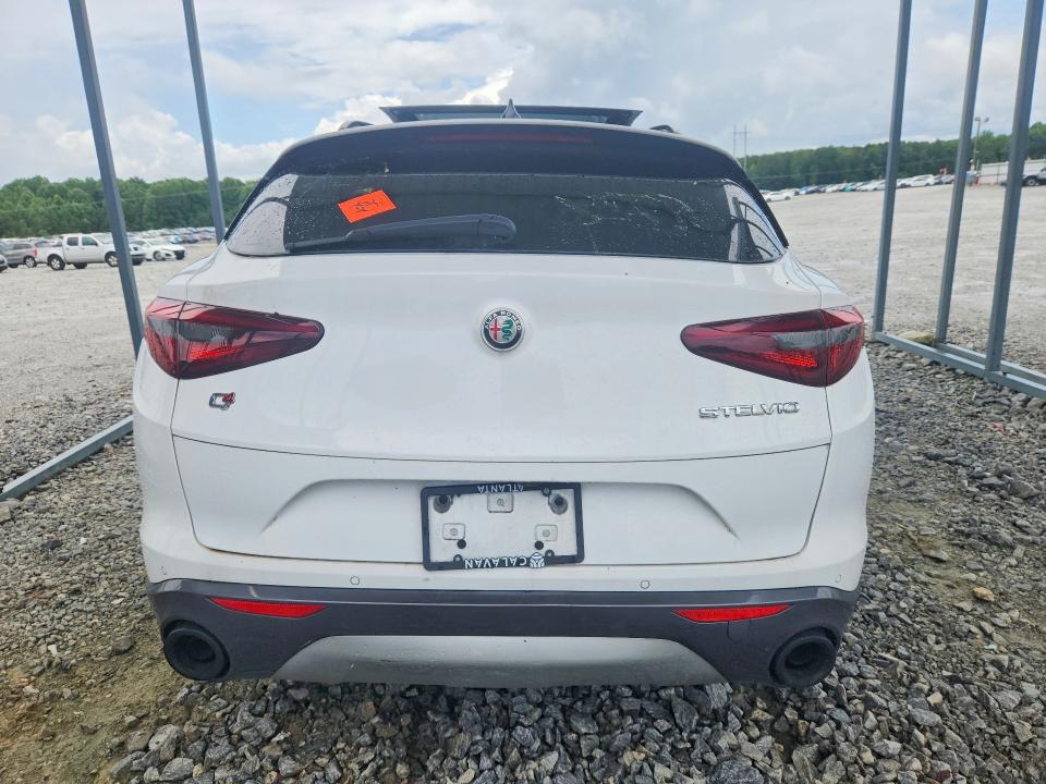 2022 Alfa romeo Stelvio VIN ZASPAKBN9N7D36784 COPART salvage auction — FRONT END, Fl - Certificate Of Title (P), sold $10,200 on 2026-08-12 (photo 6)