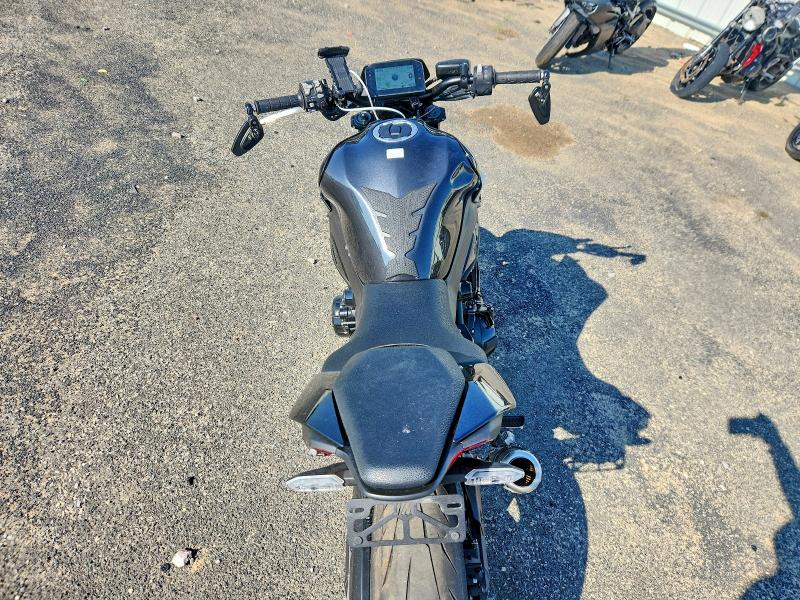 2025 Kawasaki VIN ML5ZRDS12SDA04733 COPART salvage auction — MINOR DENT/SCRATCHES, Salvage Title, sold $1,500 on 2026-07-16 (photo 6)