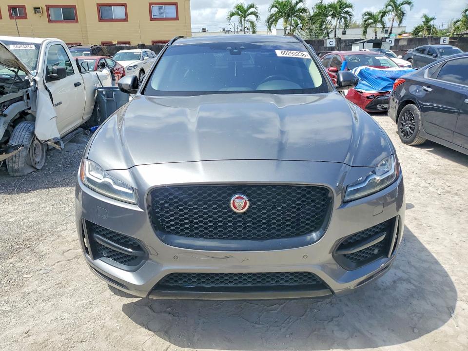 2017 Jaguar F-pace VIN SADCL2BN5HA496416 COPART salvage auction — MINOR DENT/SCRATCHES, IN - CERTIFICATE OF TITLE, sold $3,300 on 2026-07-27 (photo 5)