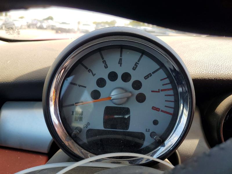 2009 Mini Cooper VIN WMWMM33599TP73508 COPART salvage auction — FRONT END, CA - SALVAGE CERTIFICATE, sold $400 on 2026-08-25 (photo 9)