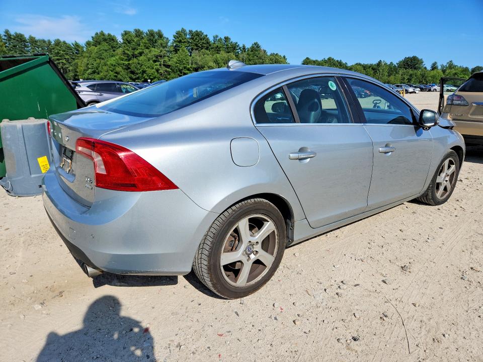 2013 Volvo S60 VIN YV1612FH5D1215206 COPART salvage auction — FRONT END, Ma - Certificate Of Title, sold $325 on 2026-07-23 (photo 3)