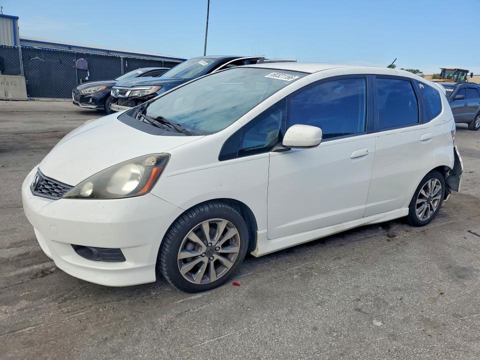 2013 Honda Fit VIN JHMGE8H60DC015897 COPART salvage auction — REAR END, FL - CERT OF TITLE SLVG REBUILDABLE, sold $1,500 on 2026-07-30 (photo 1)