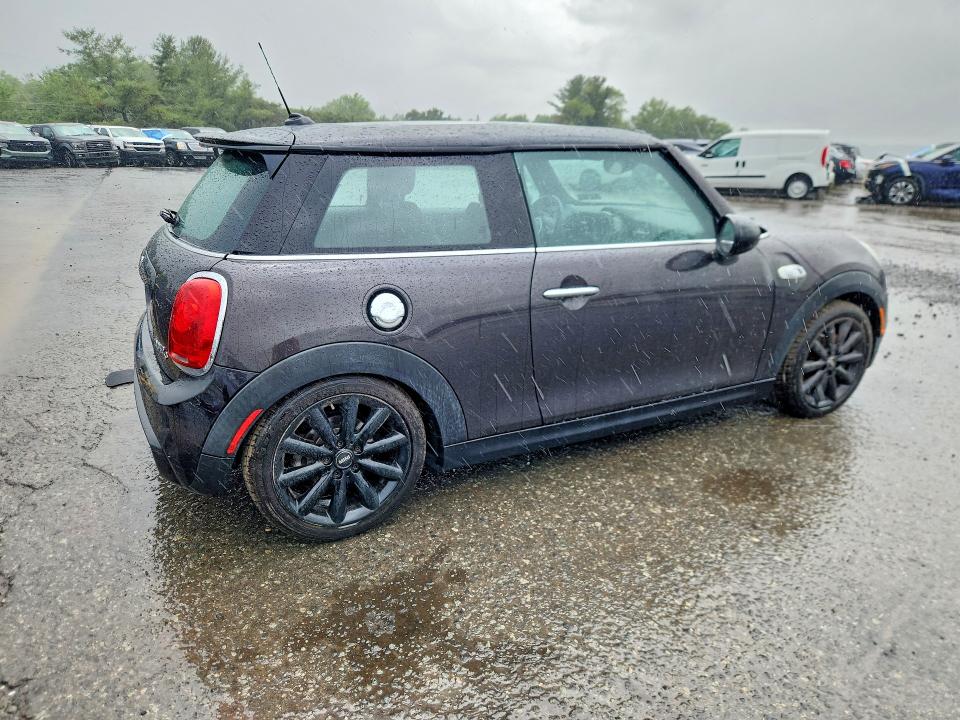 2015 Mini VIN WMWXP7C56F2A38176 COPART salvage auction — ROOF, Pa - Certificate Of Salvage, sold $1,800 on 2026-07-14 (photo 3)