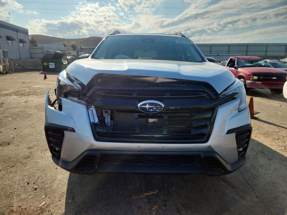 2025 Subaru Ascent VIN 4S4WMAWD2S3446145 COPART salvage auction — FRONT END, Salvage Title, sold $13,900 on 2026-08-24 (photo 5)