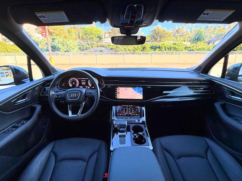 2025 Audi Q7 VIN WA1LVBF78SD005015 COPART salvage auction — NORMAL WEAR, Tx - Salvage Vehicle Title (P), sold $27,500 on 2026-08-24 (photo 9)