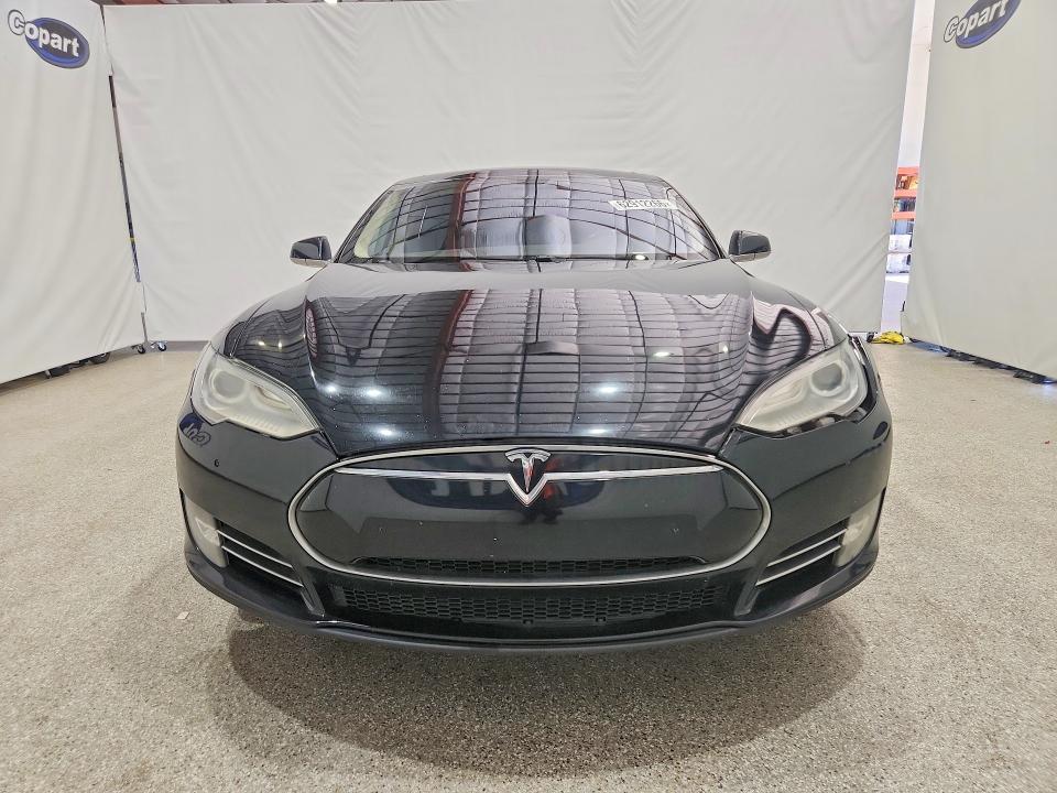 2014 Tesla Model s VIN 5YJSA1H19EFP45251 COPART salvage auction — SIDE, Ca - Non-Repairable Vehicle Cert, sold $2,650 on 2026-07-31 (photo 5)